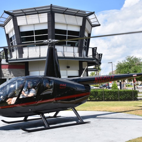 orlando heli tours building and helicopter